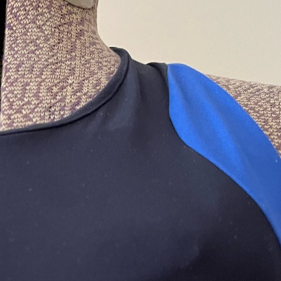 Adidas one piece navy size M - Picture 3 of 15